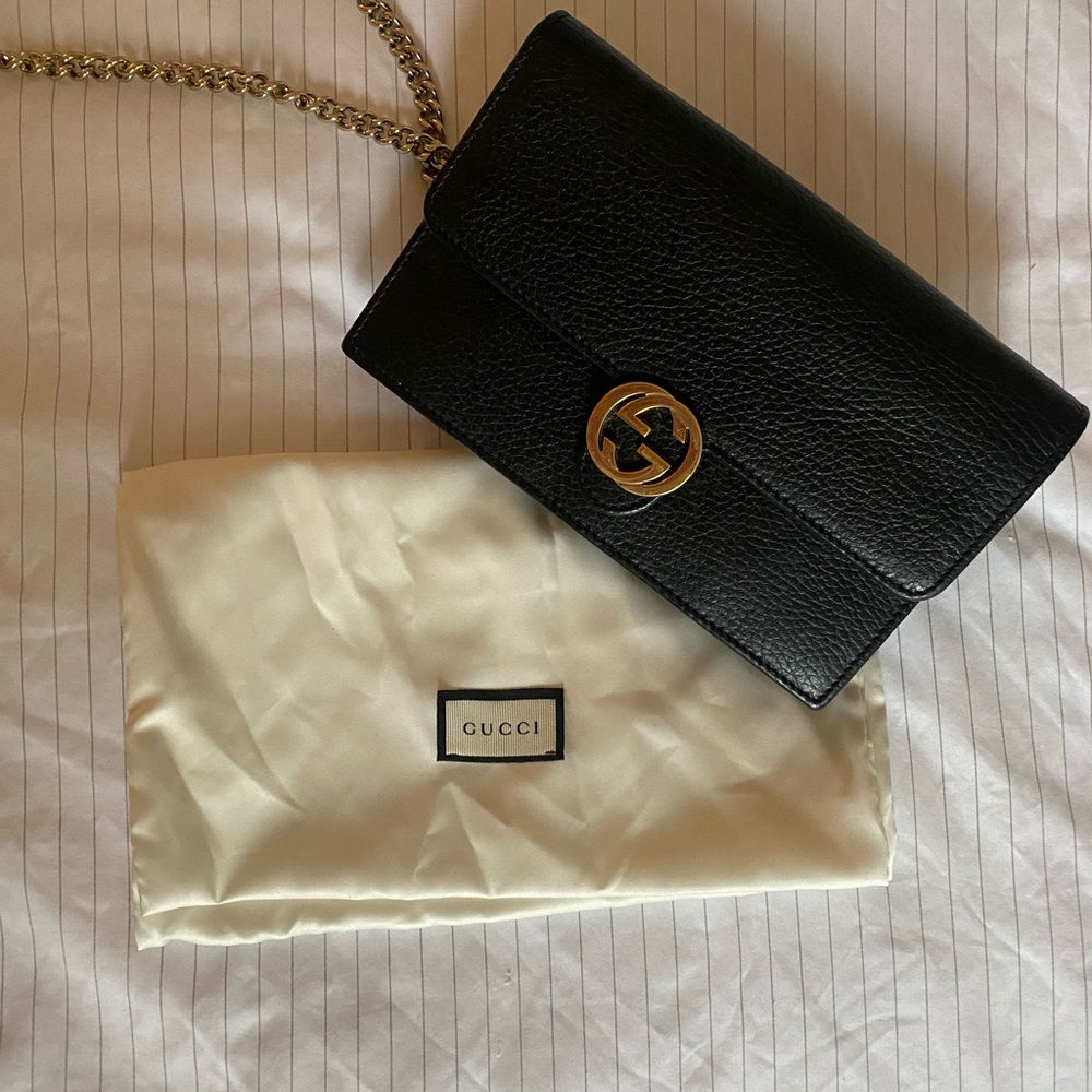 Gucci Leather Crossbody with Chain LIKE NEW